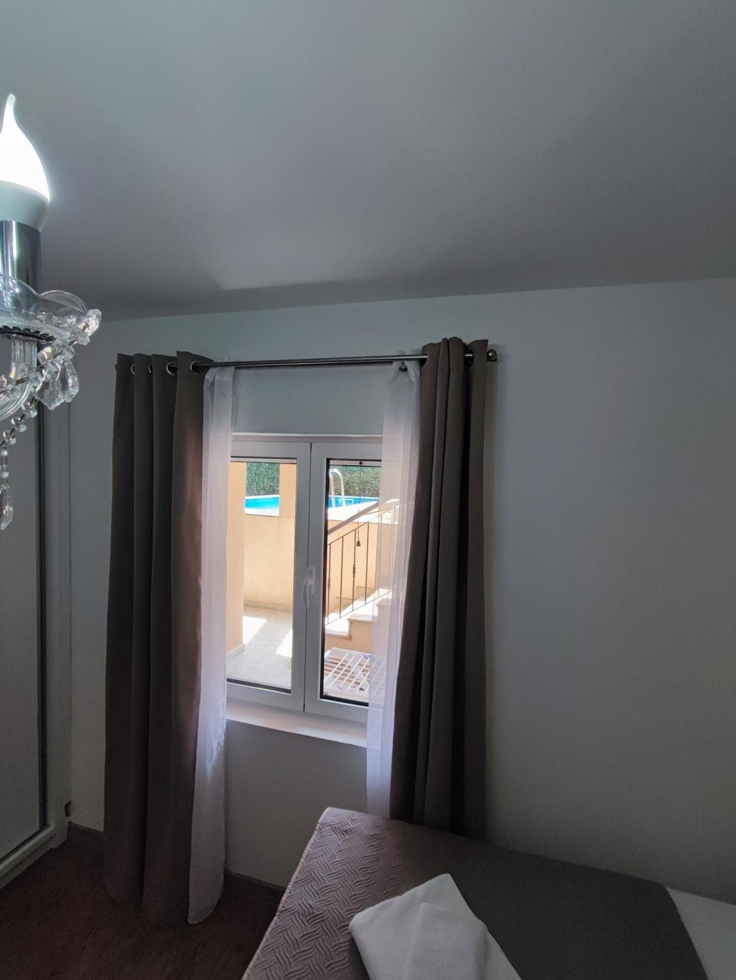 Villa Vista Real Kotor Phòng bức ảnh